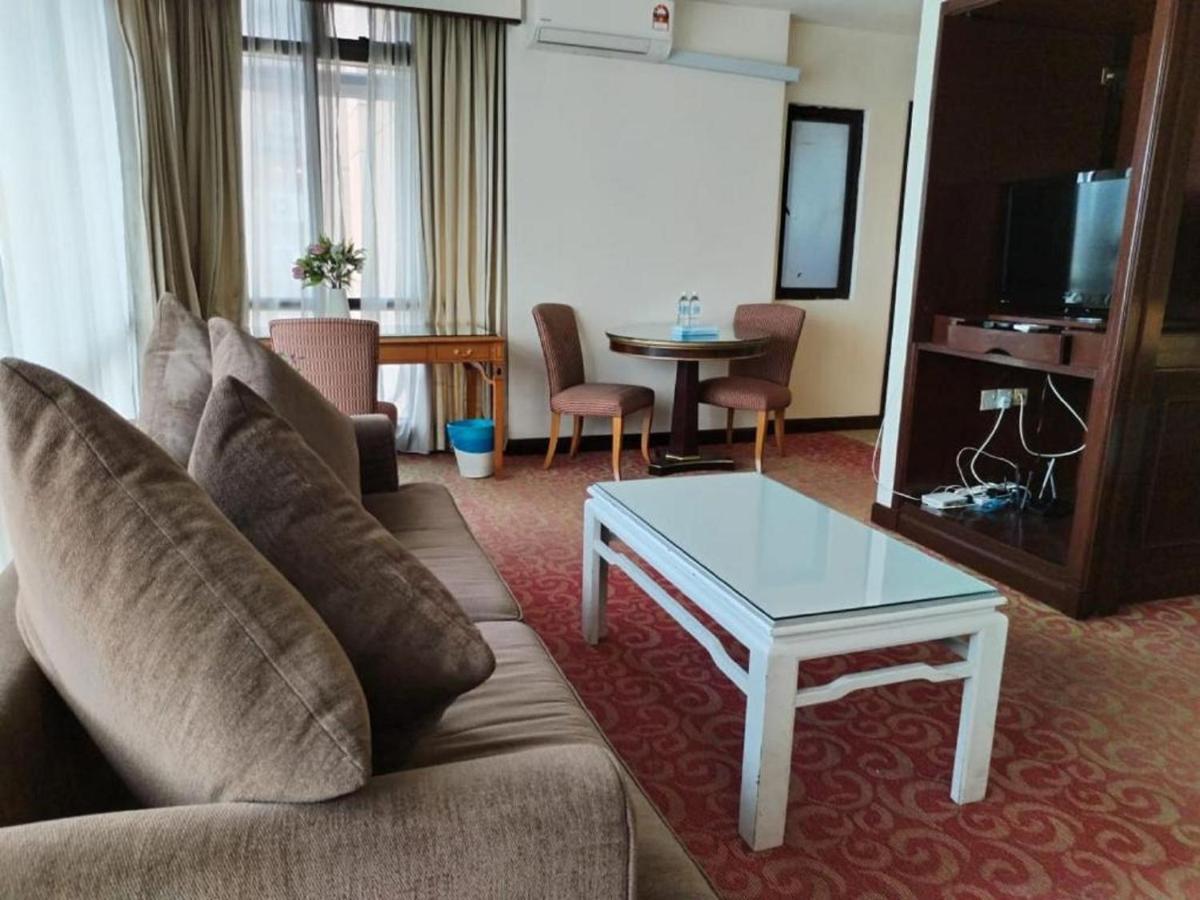 Suites At Times Square Kl Kuala Lumpur Exterior photo