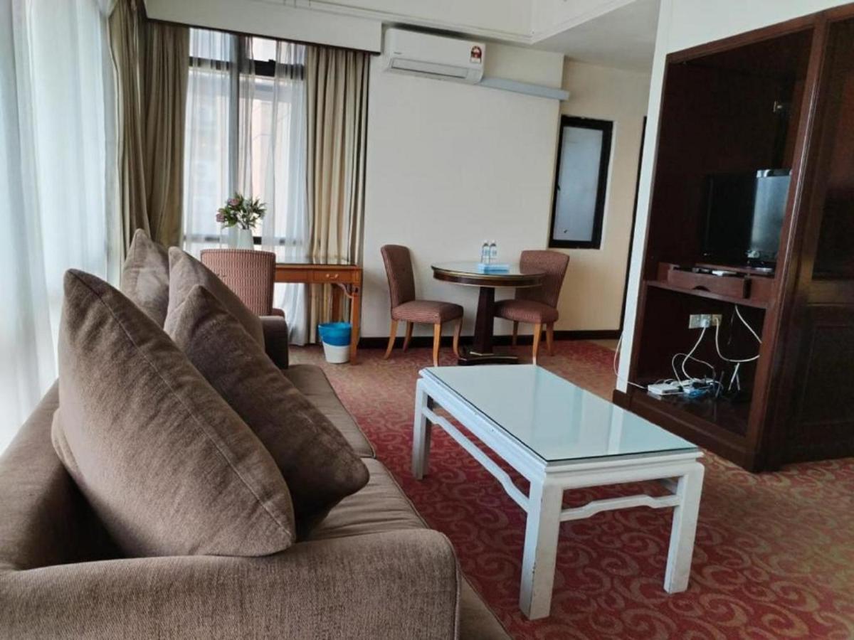 Suites At Times Square Kl Kuala Lumpur Exterior photo