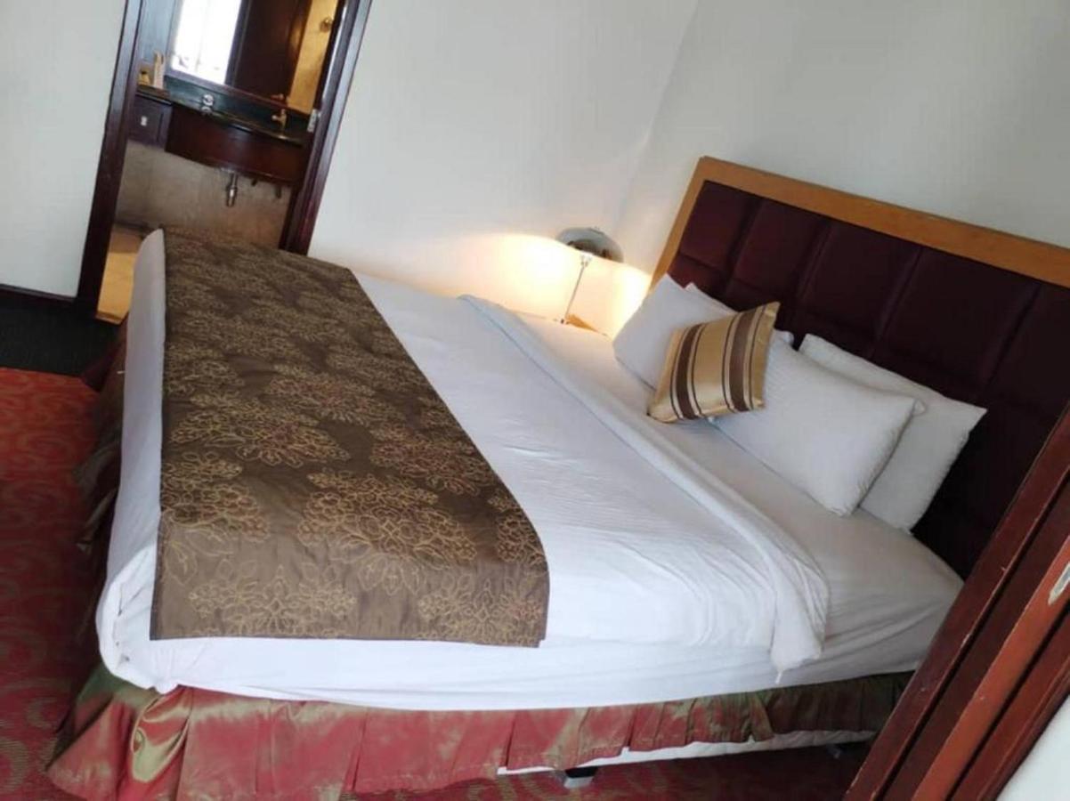 Suites At Times Square Kl Kuala Lumpur Exterior photo