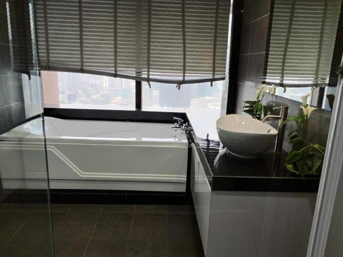 Suites At Times Square Kl Kuala Lumpur Exterior photo